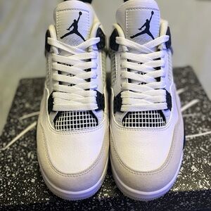 Jordan 4 military black brand new